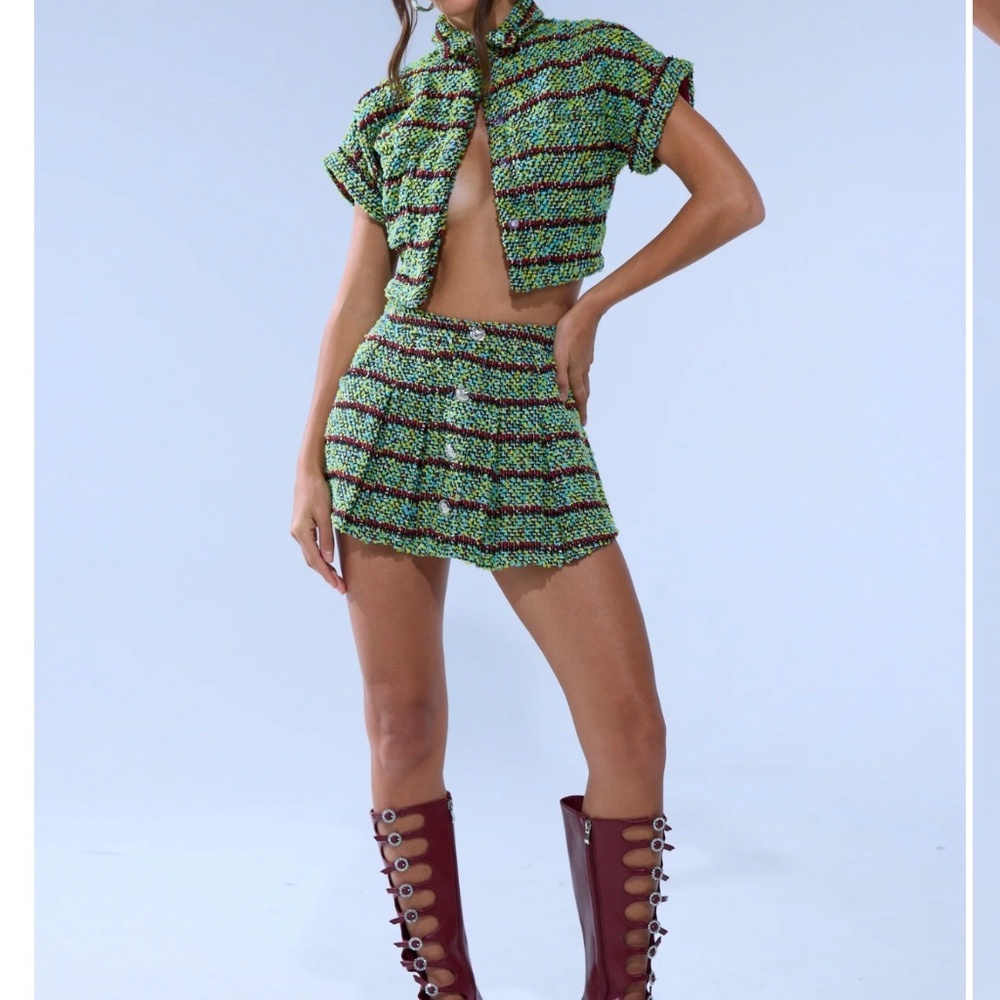 AKIRA IT'S GIVING TWEED MINI SKIRT Size 1X1X
